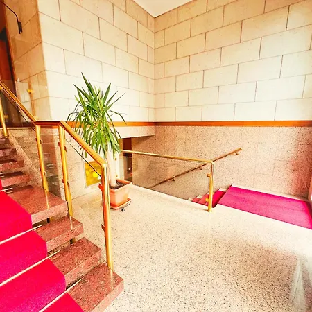 - Charlize - In The Heart Of * Milan