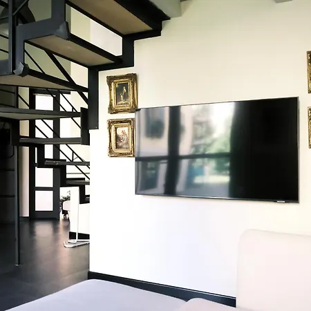 Comecasa Loft Navigli 2 Bedrooms Apartment Milan
