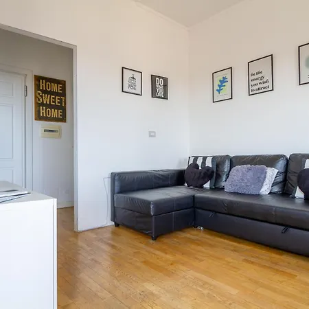 Moderno Navigli Milano:two Jacks