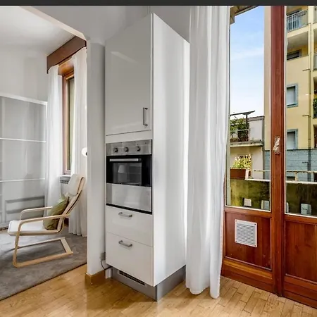 Ampio Monolocale Via Matteo Maria Boiardo 18 Apartment *