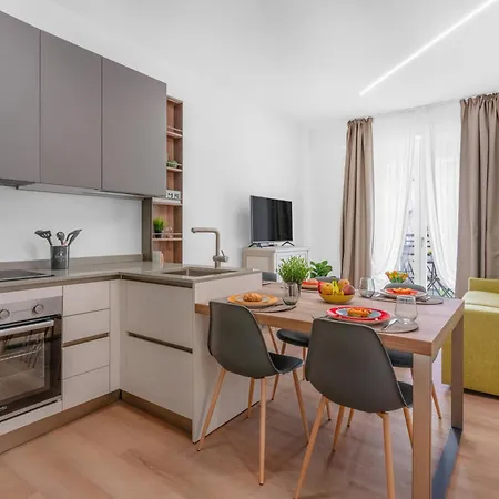 Stadio San Siro-mico-city Life - Lux Sweet Апартаменты *