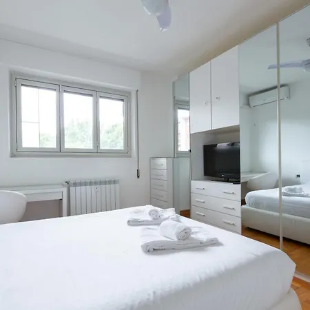 Apartmán Easytopstay - San Siro Large Flat *