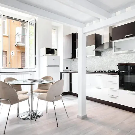 Apartmán Ideal Rent - Viale Corsica 41