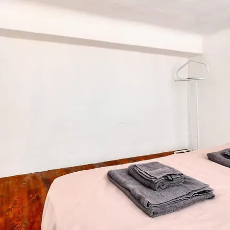 Apartmán Ideal Rent - Viale Corsica 41 *