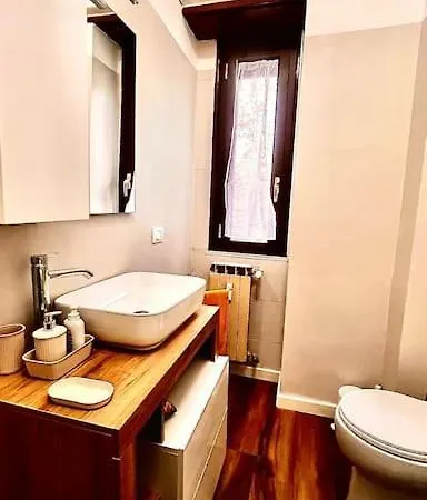 Apartment Navigli Bocconi Naba-iulm-olimpiadi-capienza 4 Ospiti-self