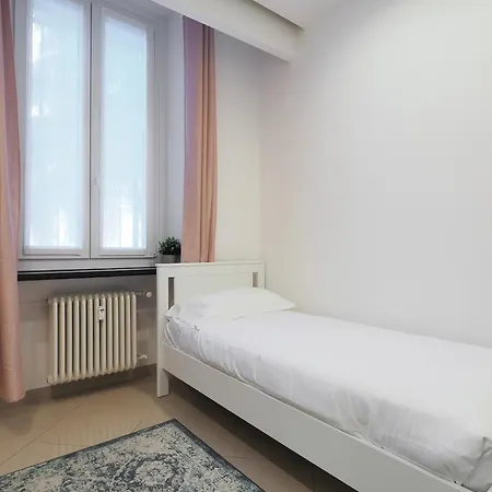 Forlanini Con Free Parking Linate Airport Lägenhet *
