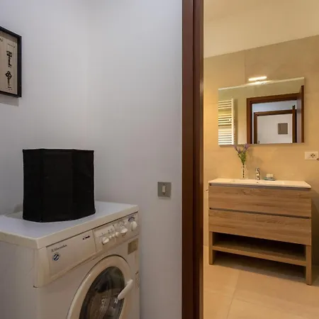 Rucellai With Shared Pool By Halldis Apartamento *