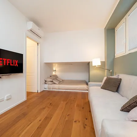 Apartment Citylife-duomo Comfort & Metro A 2 Minuti! Milan