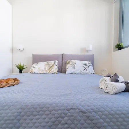 Apartment Ihost - Monviso 41 Milan
