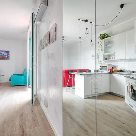 Rainbow House Via Dei Carafa 公寓
