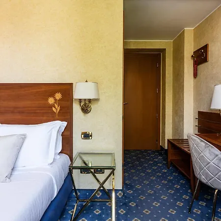 Boutique Dieci Hotel 4*