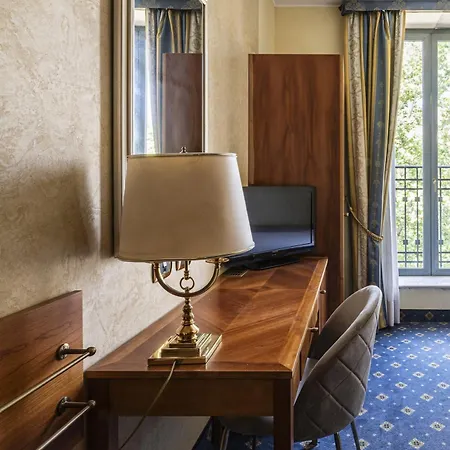 Hotel Boutique Dieci 4*