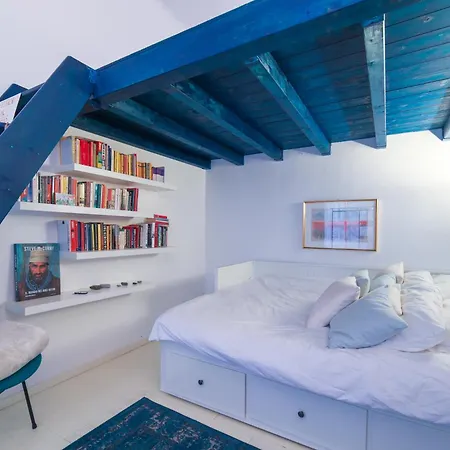 Station/duomo Area Stylish Apartment Milan