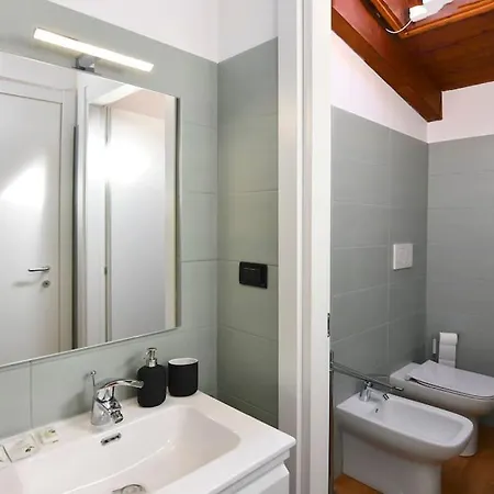 Bocconi Fond Prada Ieo Spettacolare Attico Con Terrazzo Apartamento