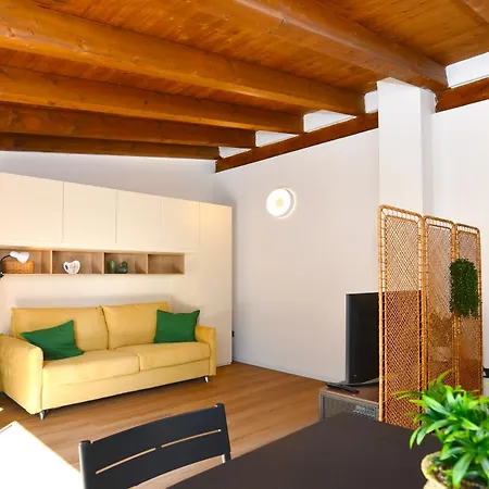 Bocconi Fond Prada Ieo Spettacolare Attico Con Terrazzo Apartamento