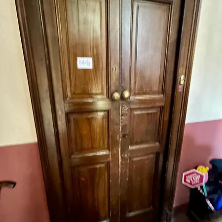 Kibilu - Via Cagnola - Arco Della Pace - Mm Moscova Μιλάνο