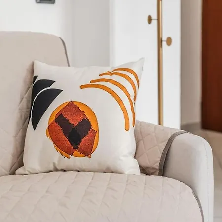 Nuovissima Dimora Con Terrazzino