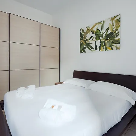شقة Cosy With Balcony ميلان