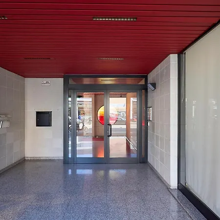 شقة -luminosa 5 Stars With Balcony- Wifi Netflix 15 Minutes From Duomo ميلان