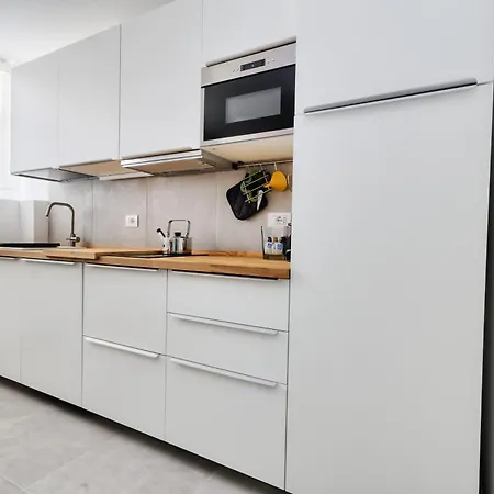 Appartamento Red Cannas, Cozy In Life District Milano