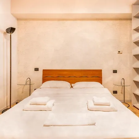 Confy 2pax- Via Tartini, 26 Appartement