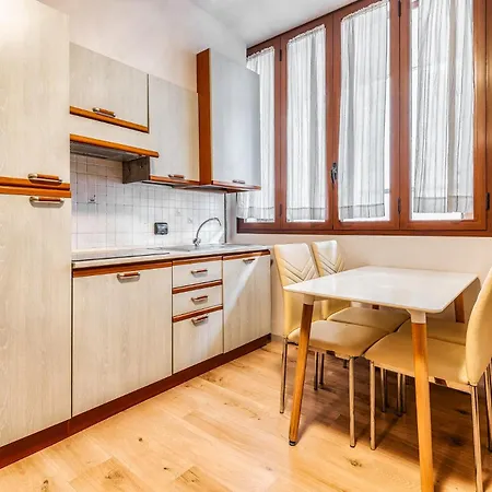 Confy 2pax- Via Tartini, 26 Appartement Milaan