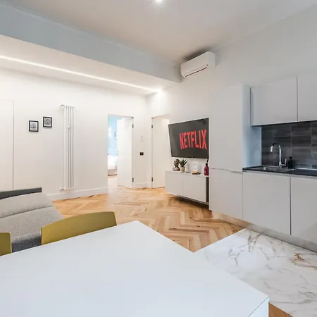 Modern 3-room Flat - Near Metro & Park * Mediolan