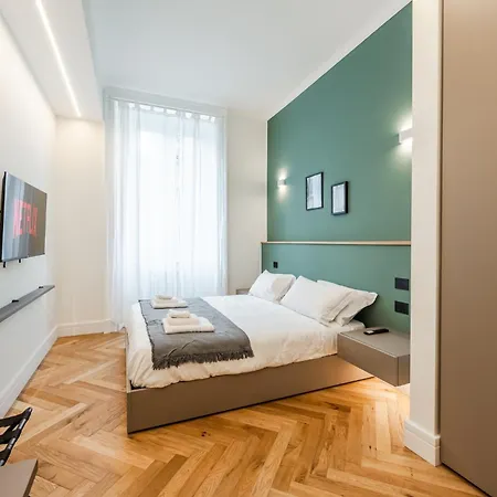 Modern 3-room Flat - Near Metro & Park * Mediolan