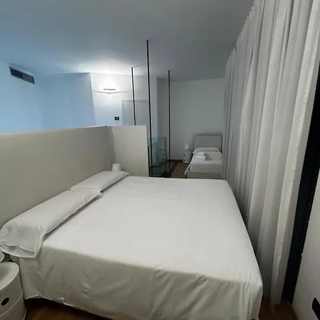 伊索拉公寓式酒店 4*