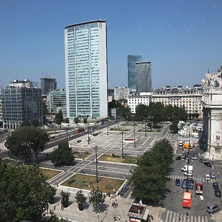 Aosta ホテル ミラノ