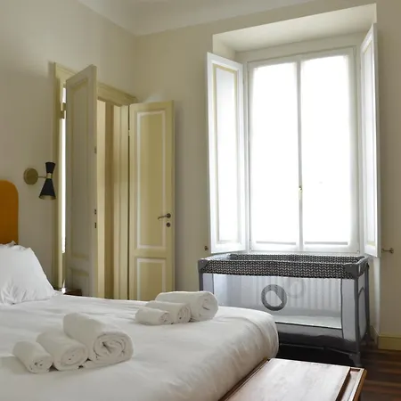 Elegant Historic On A Tree-lined Avenue Near Cadorna Station * Milan