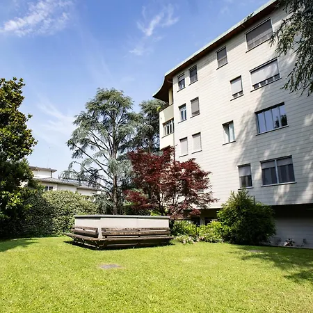 Elegante Ippodromo Appartement Milaan