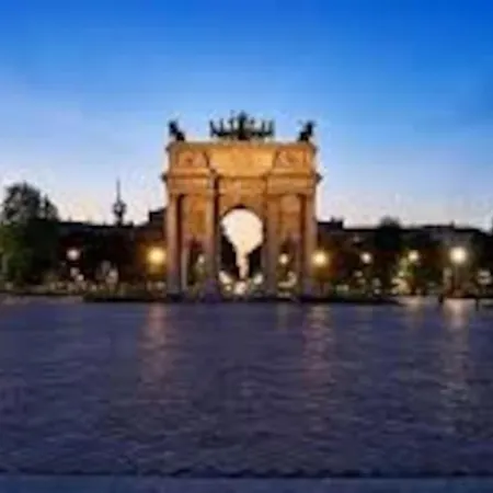 شقة Cozy Flat Arch Of Peace, Center ميلان