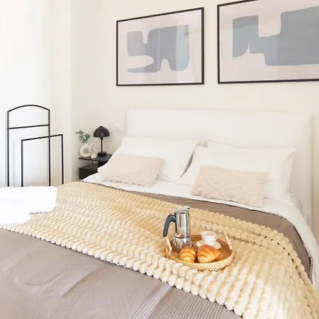 Apartament Modern & Stylish Near Isola & Station Mediolan