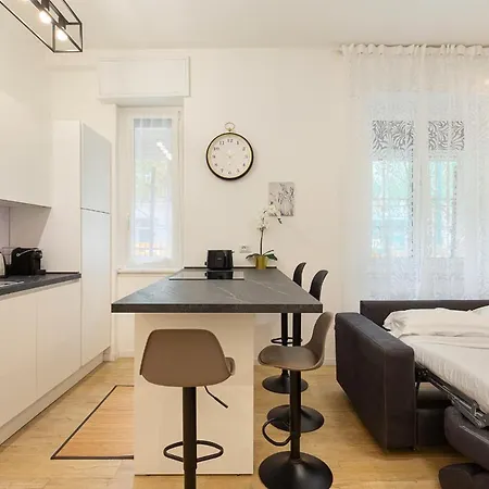 Fantastic Flat Near Sansiro Stadio *