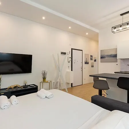 Fantastic Flat Near Sansiro Stadio Apartment