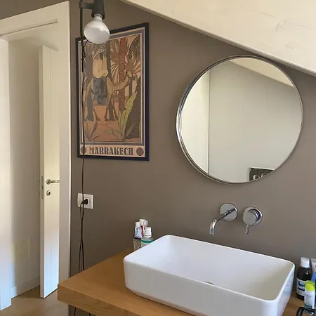 Attico Con Terrazzo Vicino Al Centro E Metro *