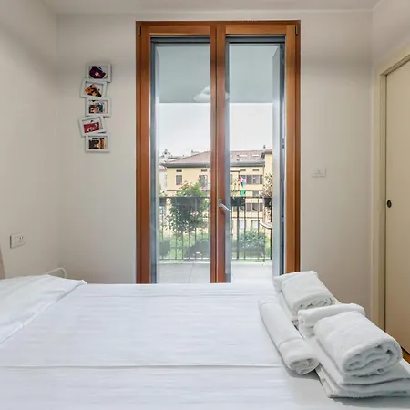 Homeby, Oasis * Mediolan