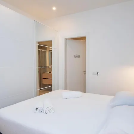 Ihost Cozy Console Marcello Apartment