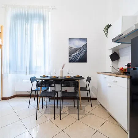 I Host - Pasteur 15-2 *