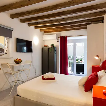 Casa Vittoria - Isola District * ميلان