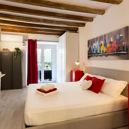 شقة Casa Vittoria - Isola District *