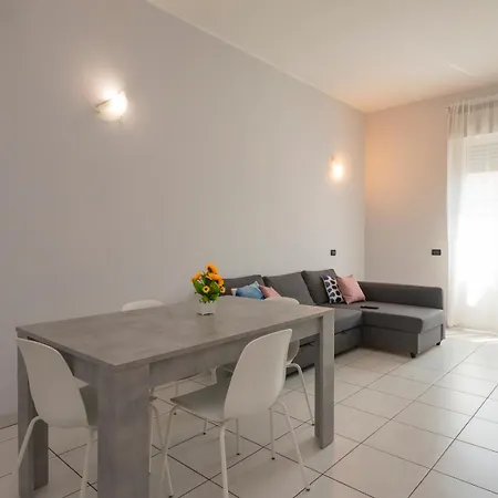 Xenia - Lovely In Citta Studi Apartmán