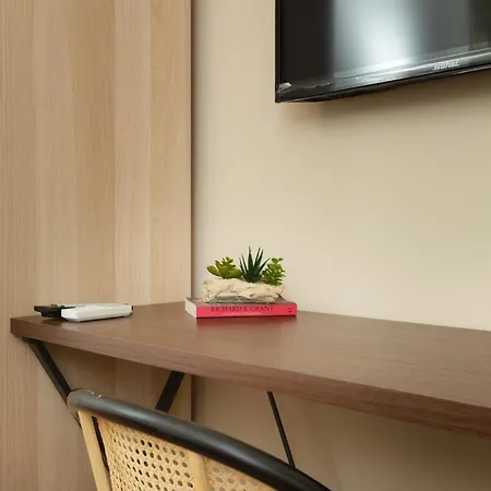 Artstay - Apt Niguarda Hospital, Near Metro M3 ميلان