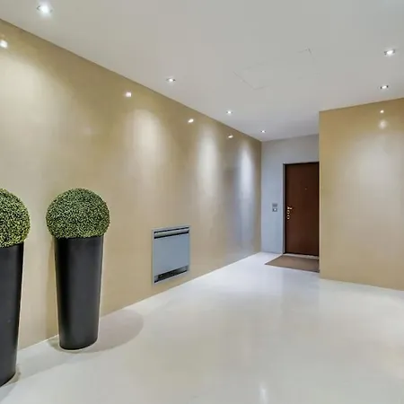 Apartment Duomo 15 Min Walk - Luxury Flat, Netflix And Wi-fi