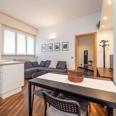 Cozy Near - 4 Guests *