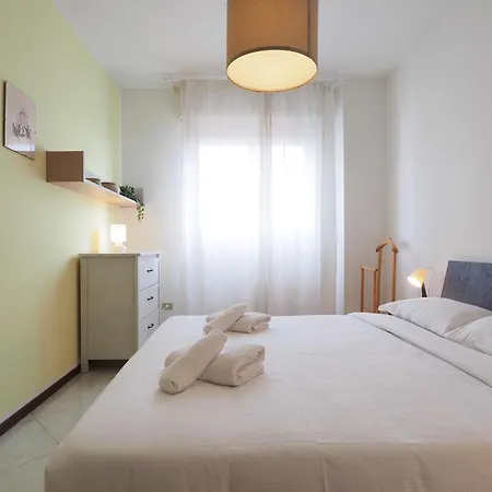 Primopiano - Carpi Apartment Mailand