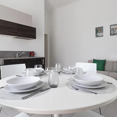 Italianway Easy - Ponti 7 Appartement *