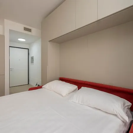 I Host - Binda 18 Μιλάνο