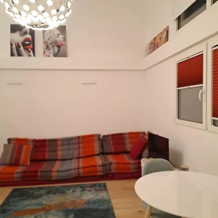 Sant Ambrogio Apartment Milan